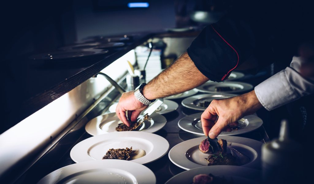 Read more about the article Food Plating as an Art: The Aesthetics of Culinary Presentation
