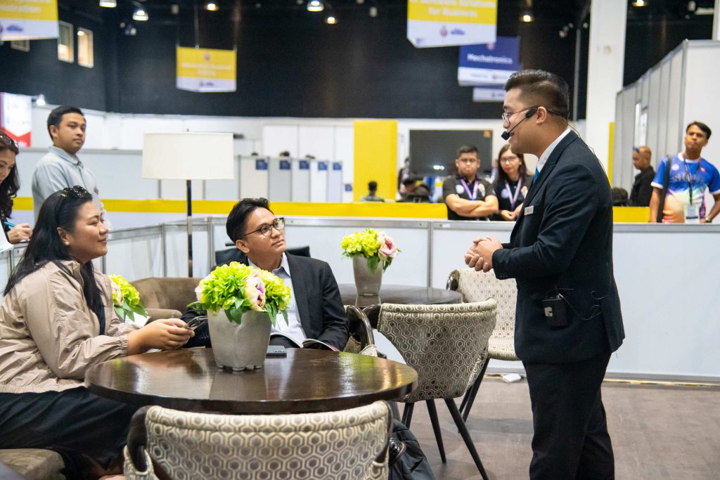 Read more about the article We Bring the Learning Experience to You Through Our Hotel-On-Wheels Program 